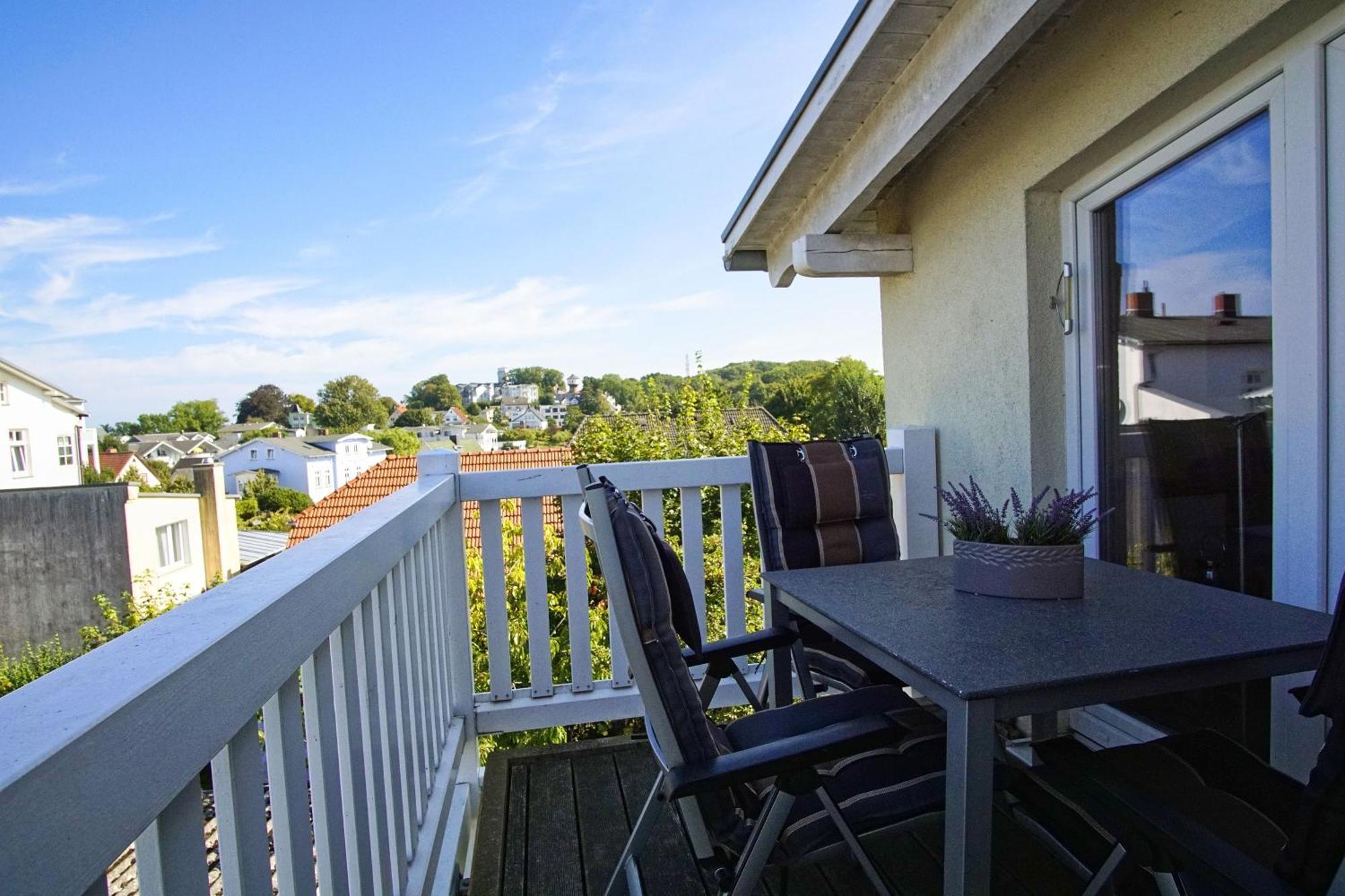 Balkon, Gratis Nutzung Vom Ahoi Erlebnisbad Und Sauna In Sellin- Meeresblick Fewo 59 Goehren  Exterior foto
